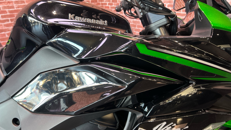 Kawasaki Ninja ZX1002KNSAN (22MY)